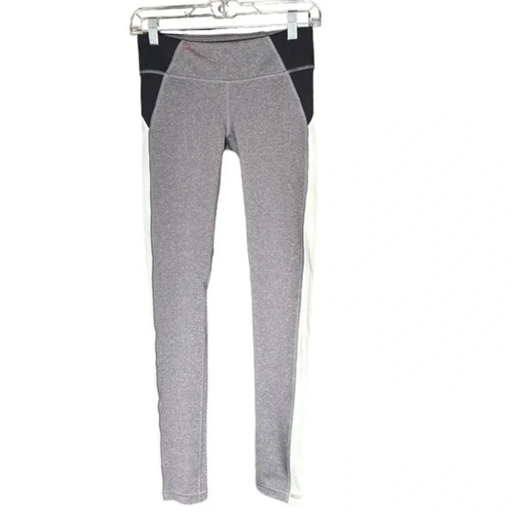 ALO Yoga Ascendant Colorblock Mesh‎ Panel Workout Leggings (Size Small)